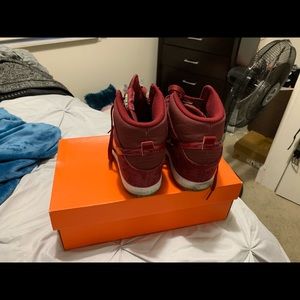 Women Nike wedge tennis shoe